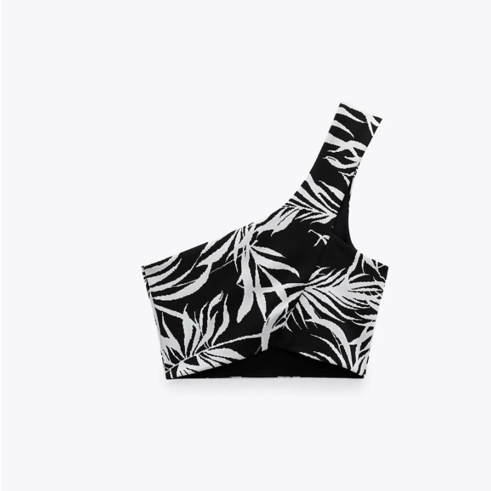 3/$25 Zara one shoulder crop top